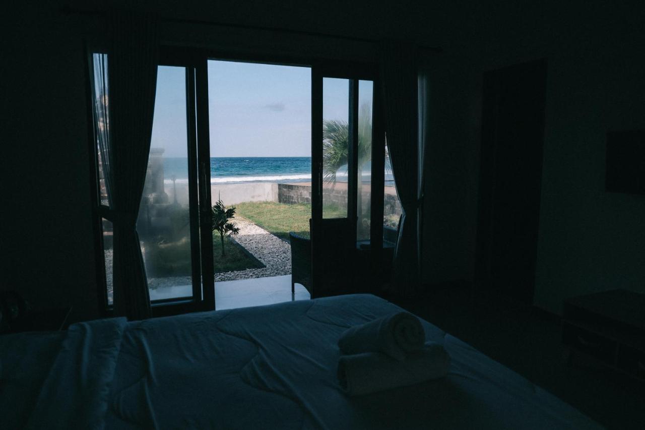 Cave Beach Bungalow Semaya Exterior photo