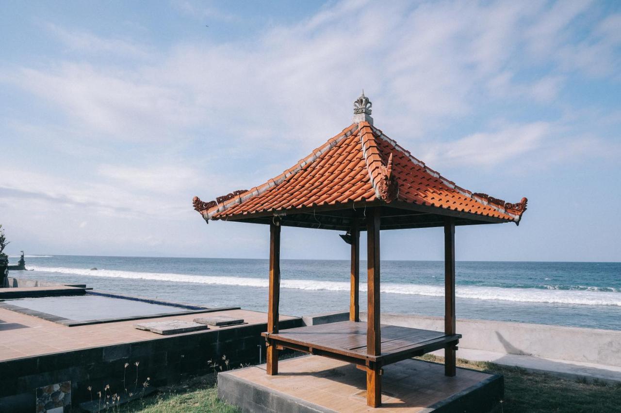 Cave Beach Bungalow Semaya Exterior photo